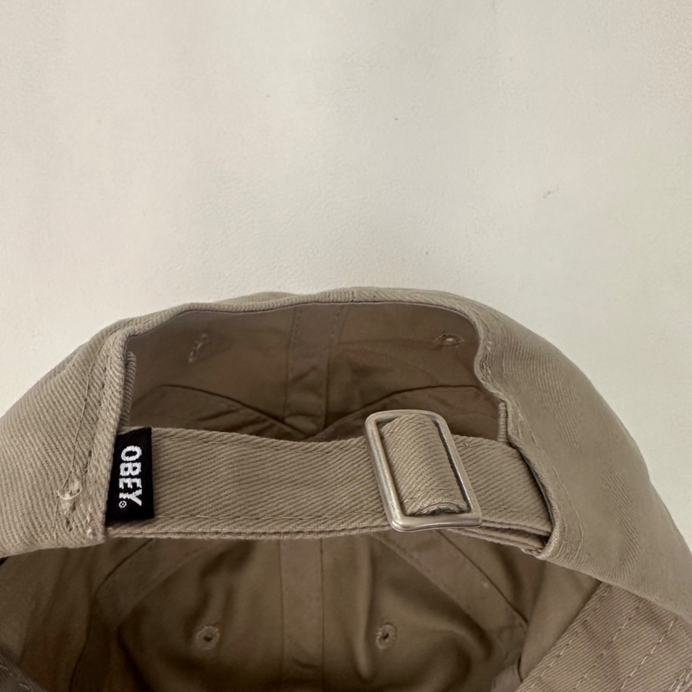 New OBEY Logo Beige Embroidered Adjustable Baseball Hat Cap One Size - Picture 4 of 7